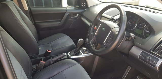 Land Rover Freelander 2 3.2L Ulez White #11
