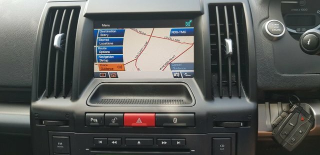 Land Rover Freelander 2 3.2L Ulez White #13