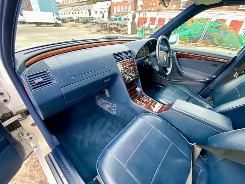 Mercedes-Benz C Class 1.8 C180 Classic Green #34