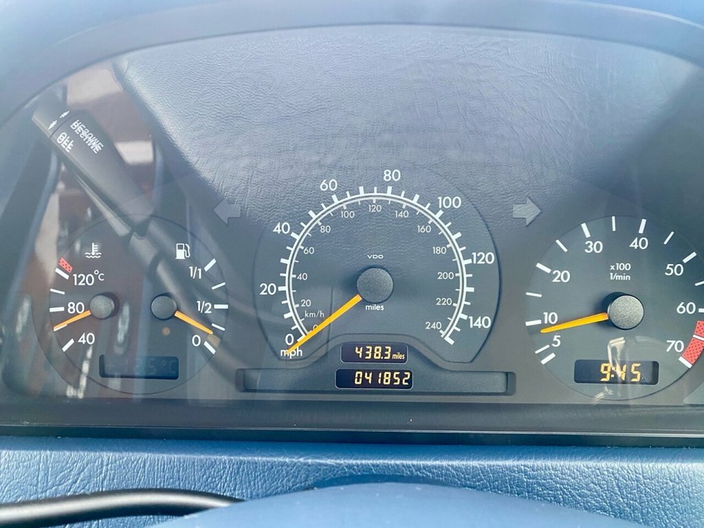 Mercedes-Benz C Class 1.8 C180 Classic Green #38