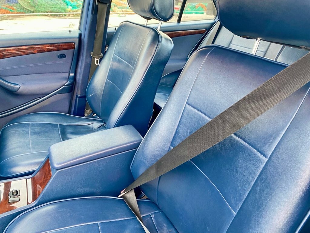 Mercedes-Benz C Class 1.8 C180 Classic Green #36