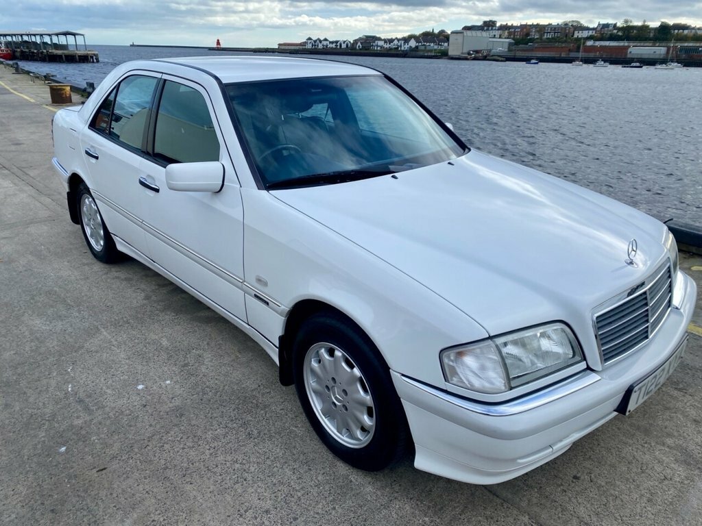 Mercedes-Benz C Class 1.8 C180 Classic Green #17