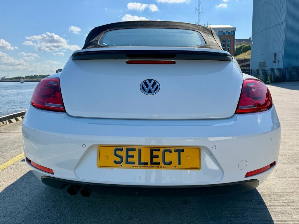 Volkswagen Beetle 1.2 Tsi Design Cabriolet Euro White #11