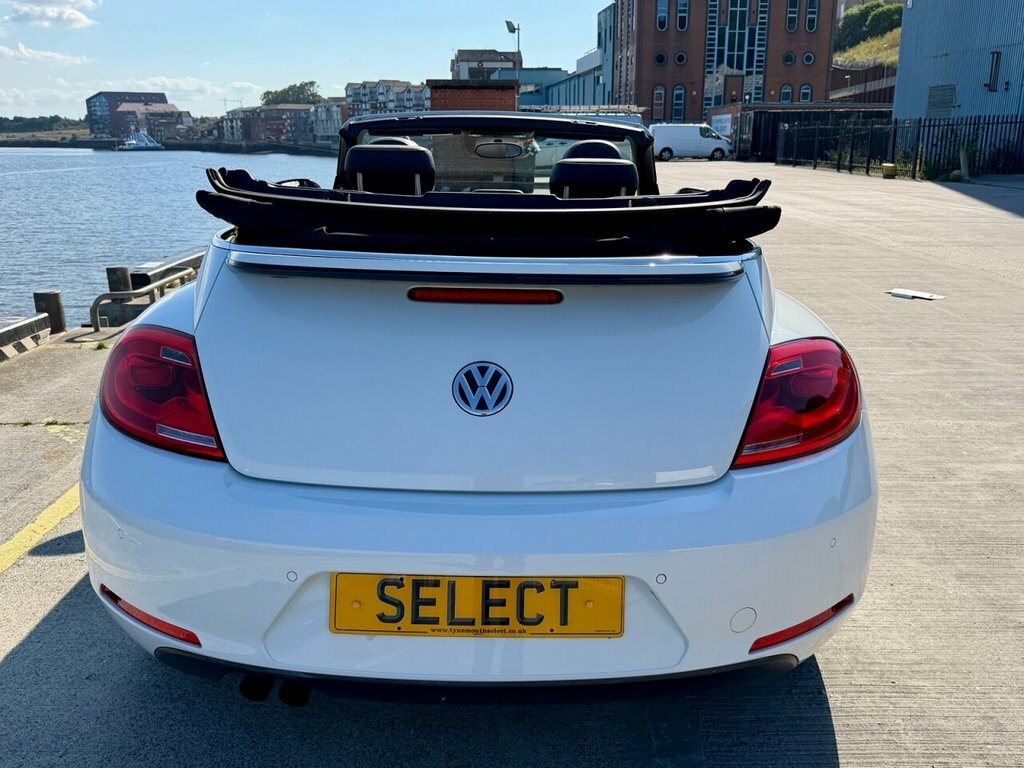 Volkswagen Beetle 1.2 Tsi Design Cabriolet Euro White #34