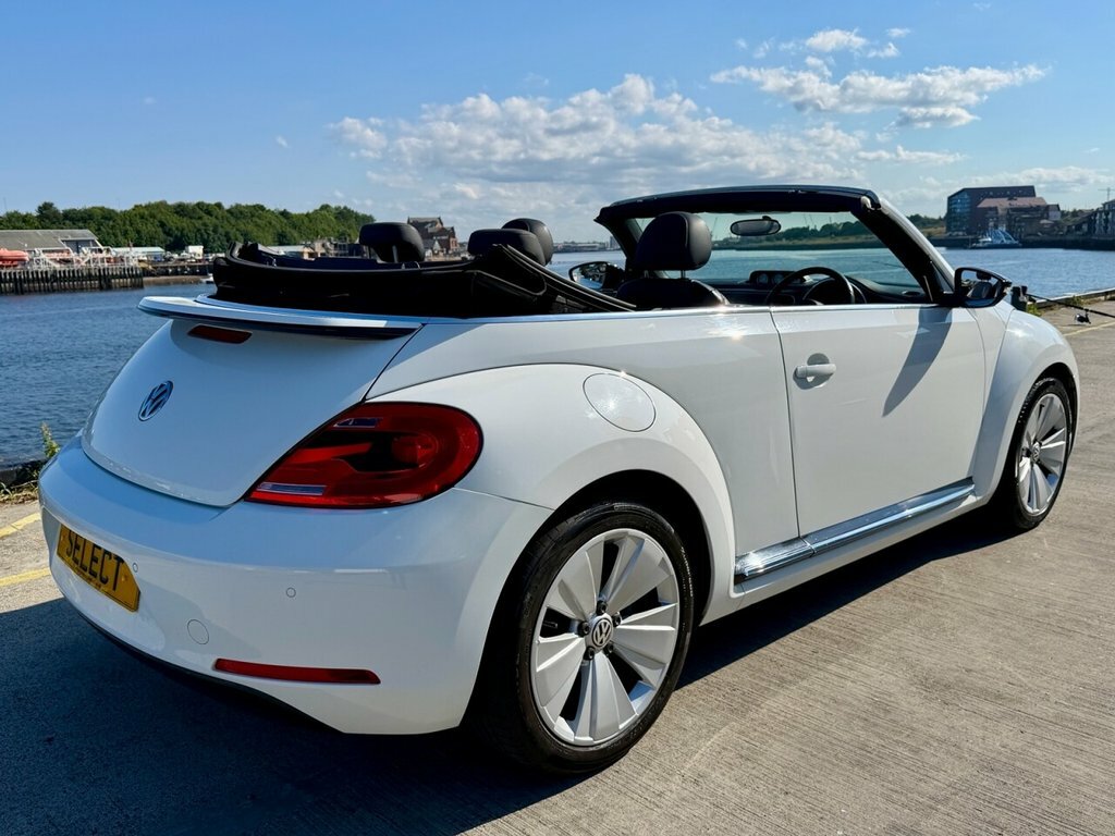 Volkswagen Beetle 1.2 Tsi Design Cabriolet Euro White #32