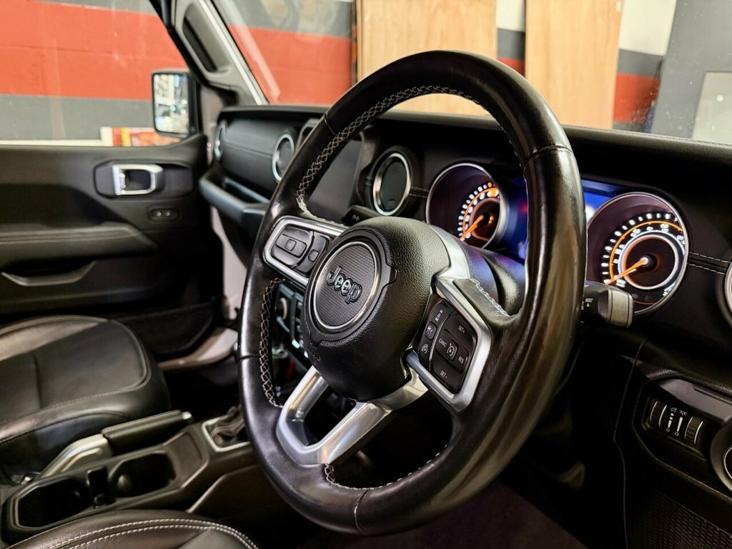 Jeep Wrangler 2.0 Gme Night Eagle Red #17