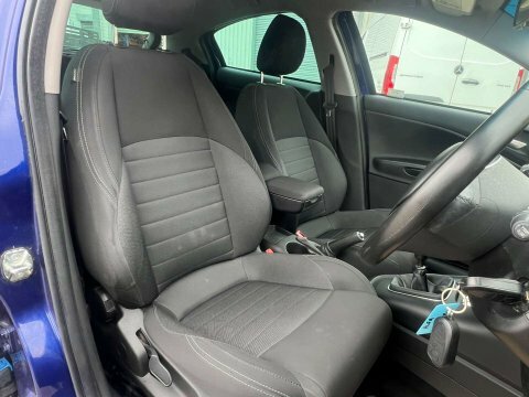 Alfa Romeo Giulietta 1.6 Giulietta Tecnica Blue #2