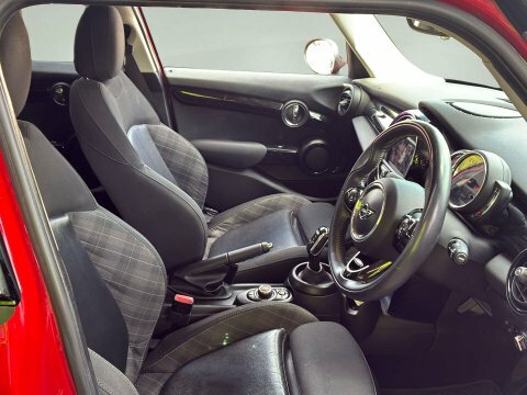 Mini Hatch 2.0 Cooper S Red #5