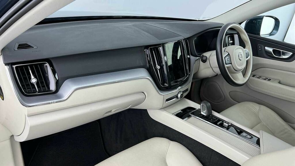Volvo XC60 Momentum, B4 Awd Mild Hybrid Blue #6