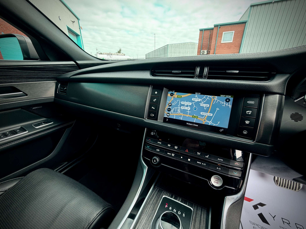 Jaguar XF D R-sport Grey #20