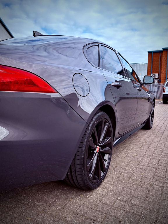Jaguar XF D R-sport Grey #9