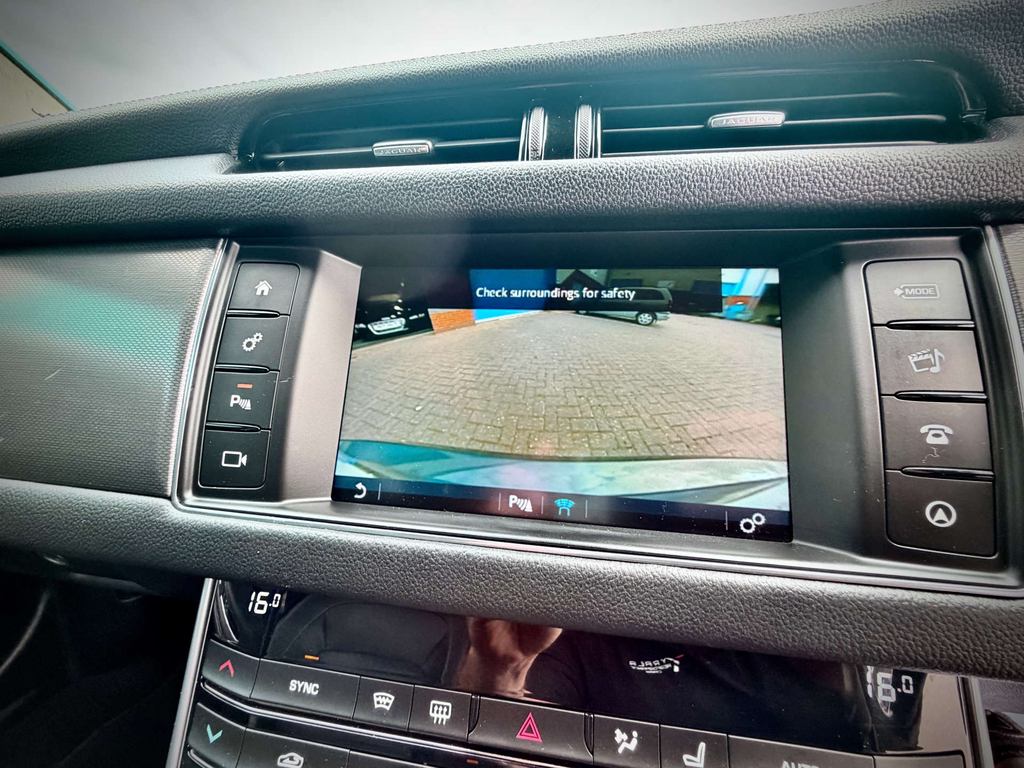 Jaguar XF D R-sport Grey #35