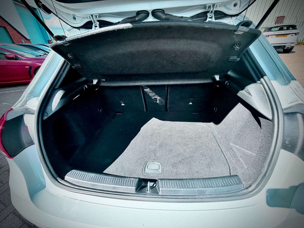 Mercedes-Benz A Class A180 Amg Line Premium Plus Edition Grey #26