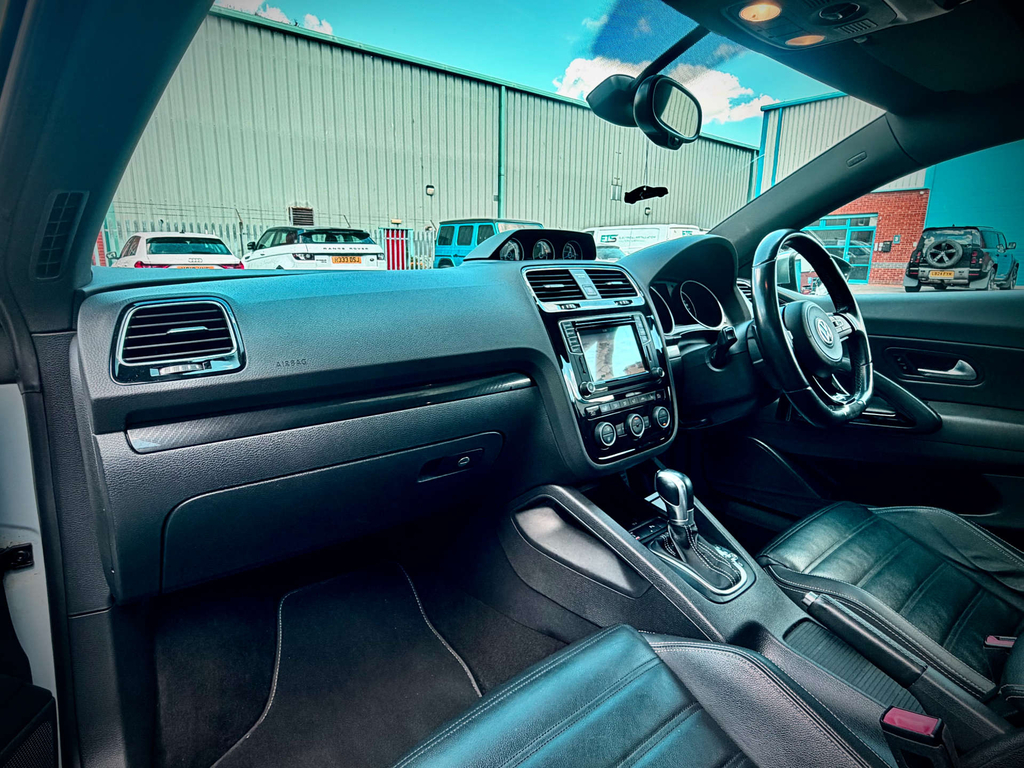 Volkswagen Scirocco 2.0 Tdi Bluemotion Tech R-line Dsg Euro 6 Ss Grey #18