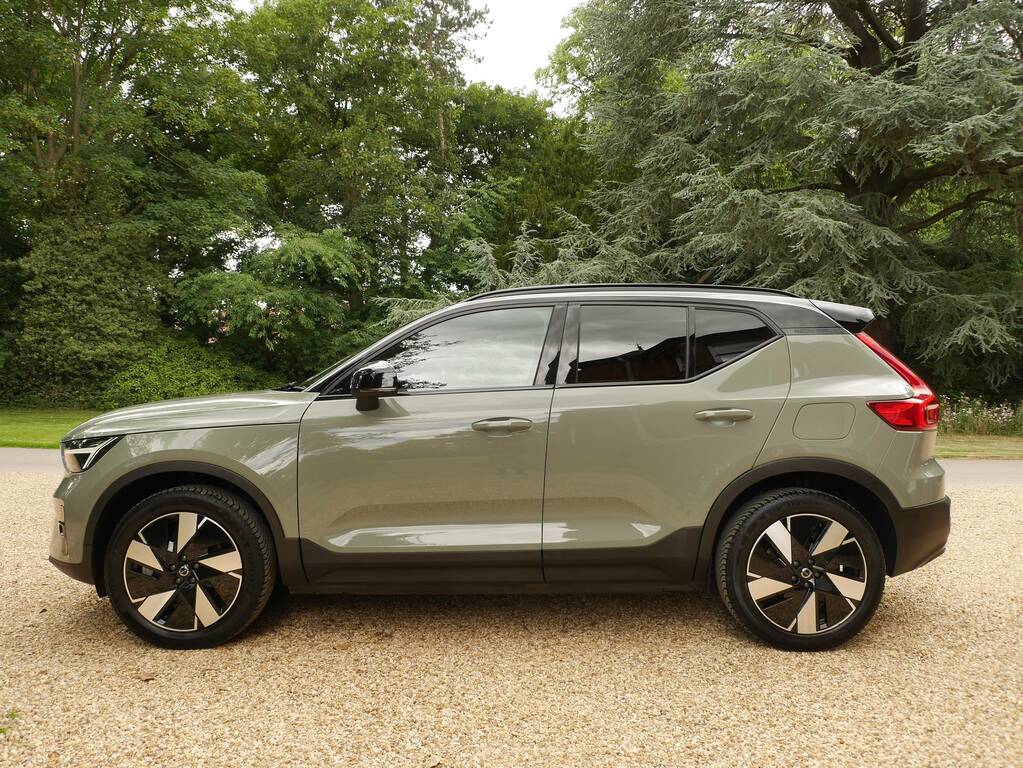 Volvo XC40 2.0 T4 Momentum Awd Geartronic  #7