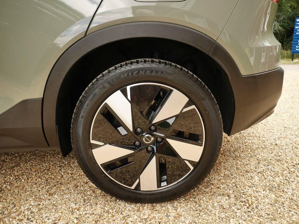 Volvo XC40 2.0 T4 Momentum Awd Geartronic  #11