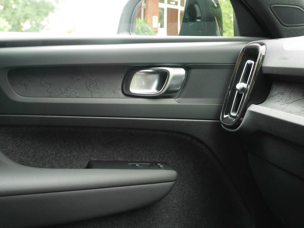 Volvo XC40 2.0 T4 Momentum Awd Geartronic  #37