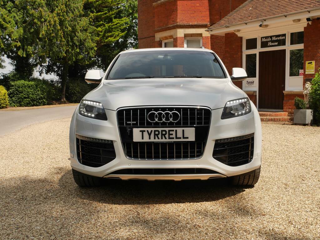 Audi Q7 Tdi Quattro S Line Sport Edition White #2