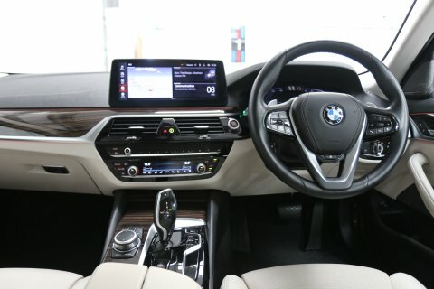 BMW 5 Series 2.0 520D Mht M Sport Touring Hybrid Ste Black #8