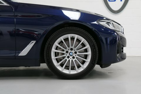 BMW 5 Series 2.0 520D Mht M Sport Touring Hybrid Ste Black #28