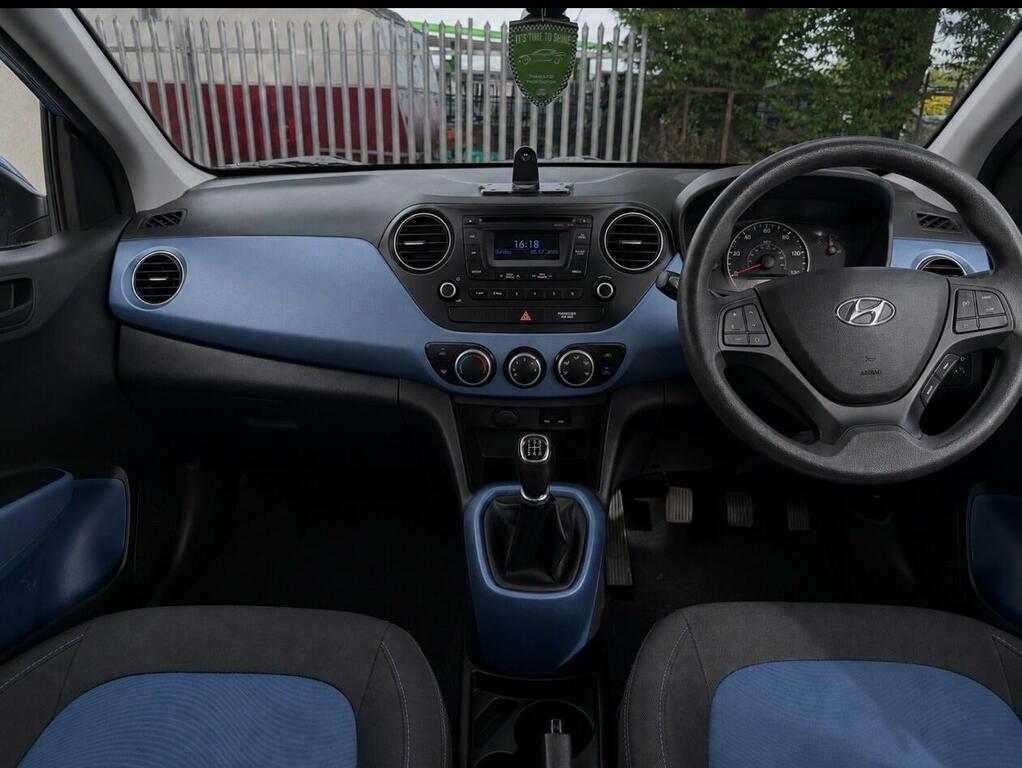 Hyundai I10 I10 1.0 Se Euro 5 KK16CXV Blue #2