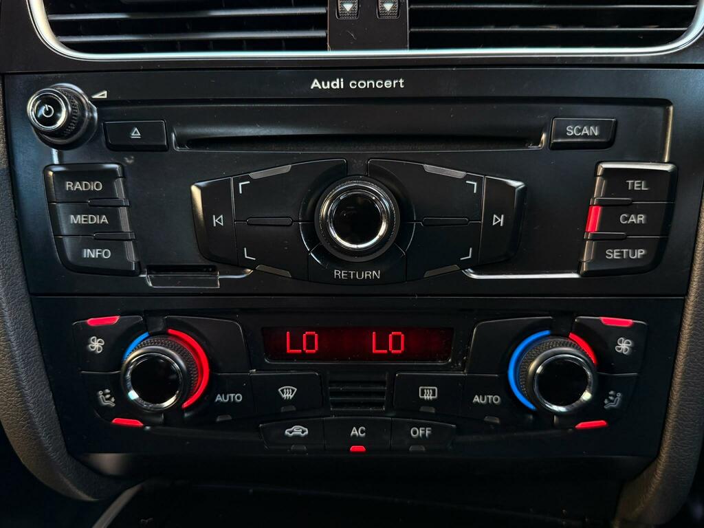 Audi A4 2.0L Tfsi Quattro Dynamik 208 Bhp Black #16