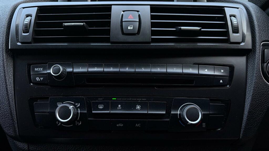 BMW 1 Series Es Red #14