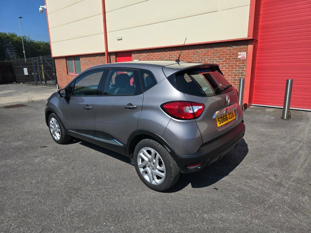 Renault Captur 0.9L Dynamique Nav SD66ZZA Grey