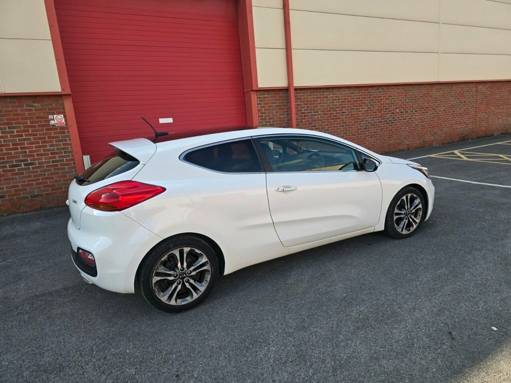 Kia Proceed 1.6L Se Tech White #3