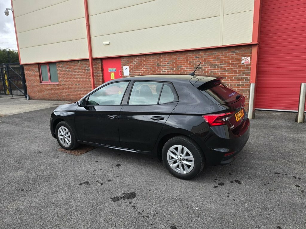 Skoda Fabia 1L Se Comfort BT22VHR Black #4