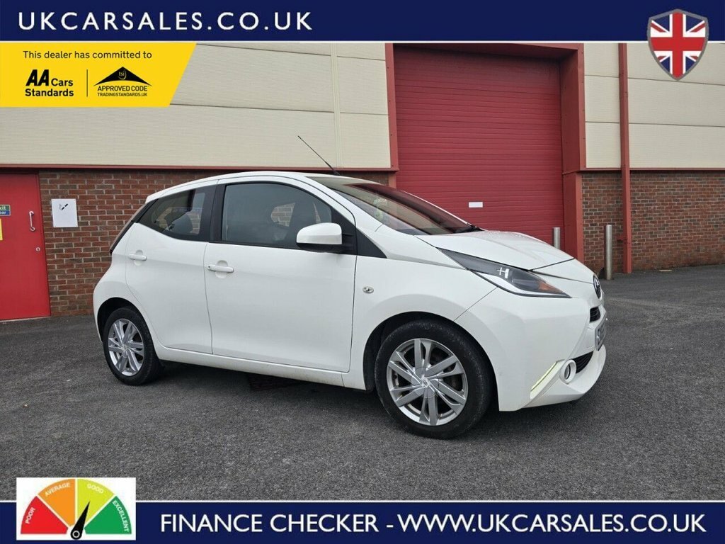 Toyota Aygo 1L X-pression EX65VFE White
