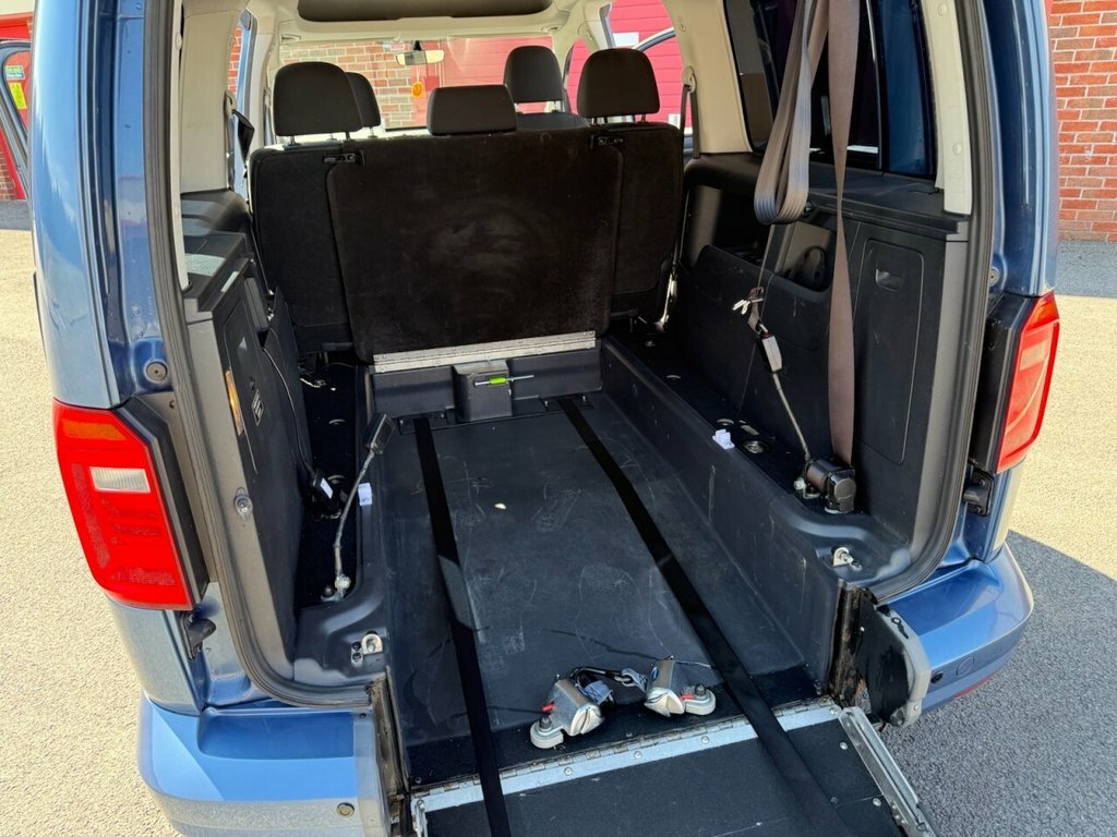 Volkswagen Caddy Maxi Life 2L Null Grey #11