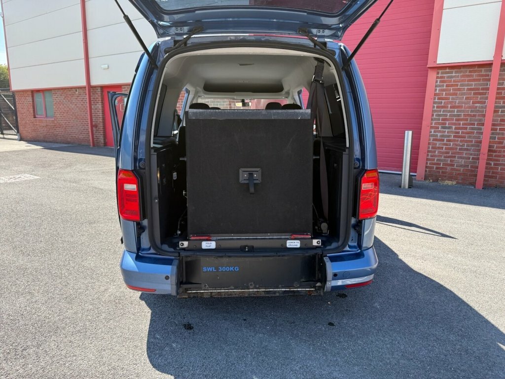 Volkswagen Caddy Maxi Life 2L Null Blue #4