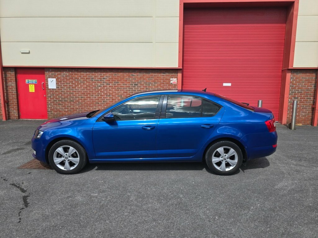 Skoda Octavia 1.4L Se L Blue #3