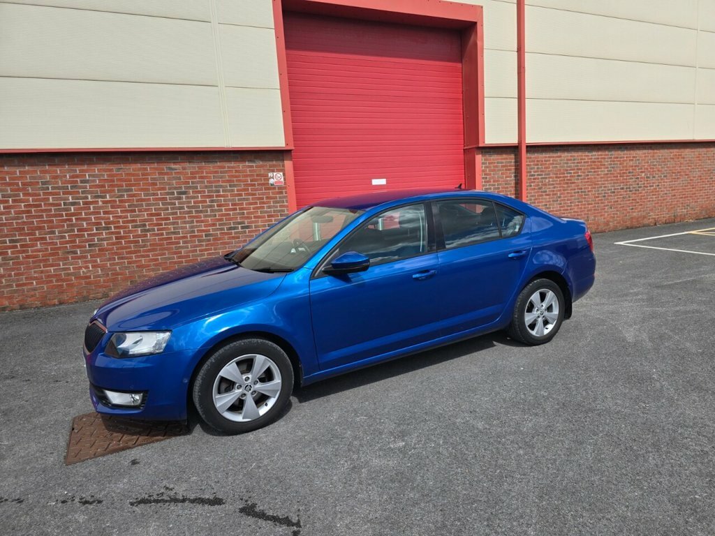 Skoda Octavia 1.4L Se L Blue #5