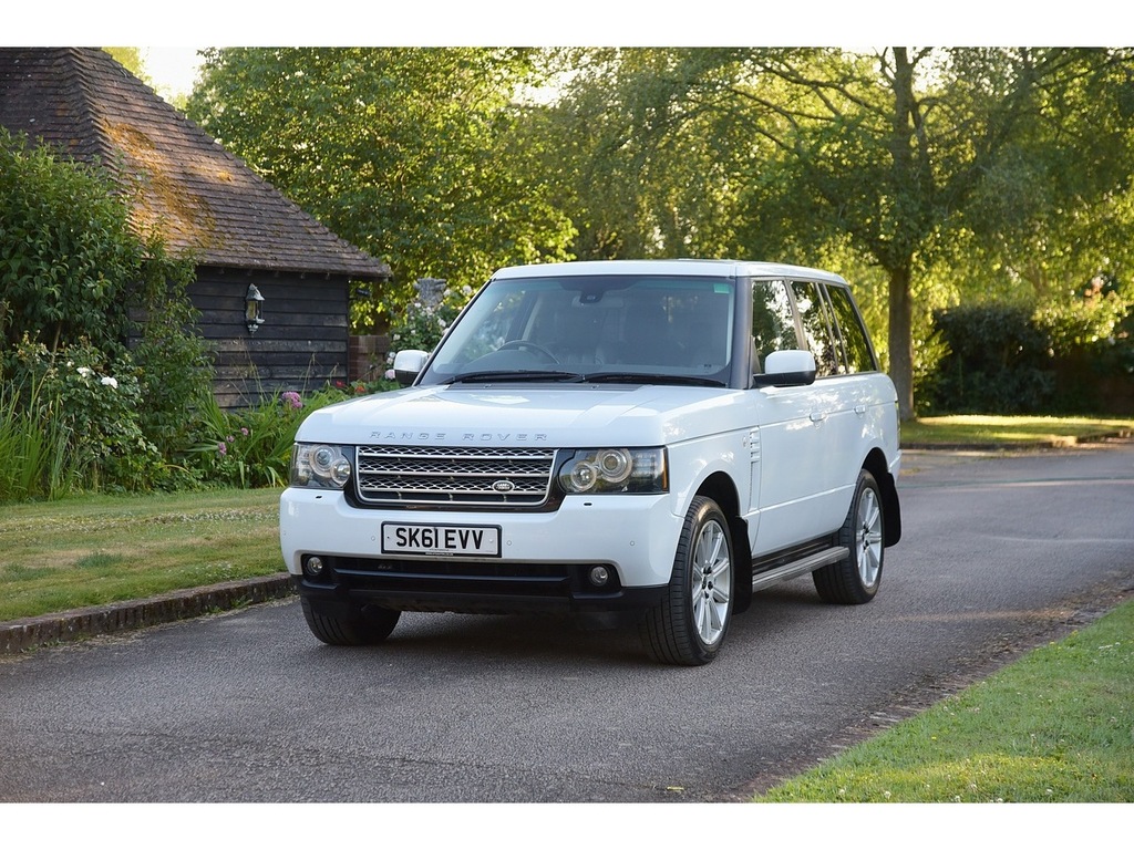Land Rover Range Rover Td V8 Vogue Se White #4