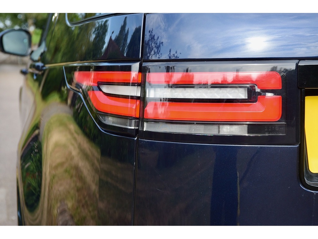 Land Rover Discovery Td4 Hse Black Black #46