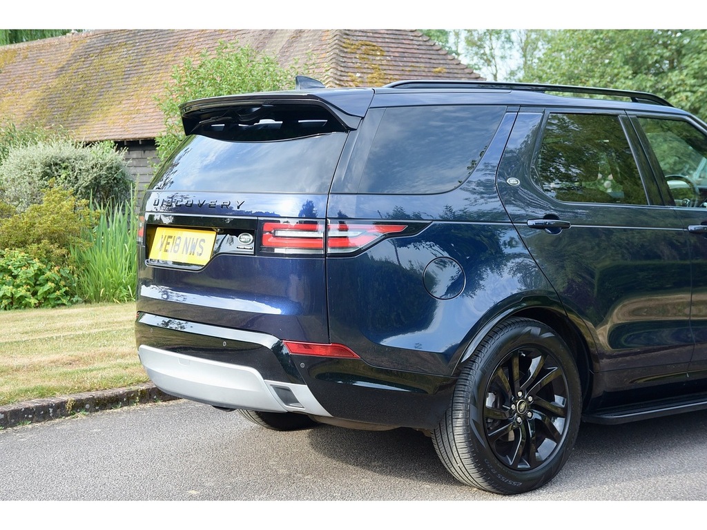Land Rover Discovery Td4 Hse Black Black #44