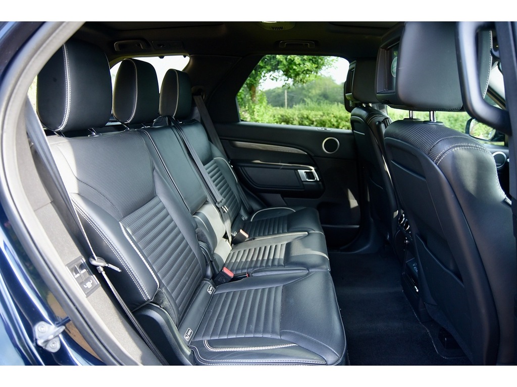 Land Rover Discovery Td4 Hse Black Black #22