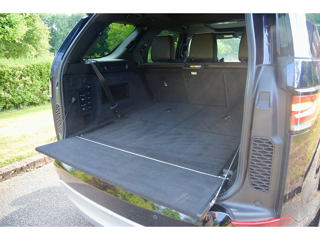 Land Rover Discovery Td4 Hse Black Black #35