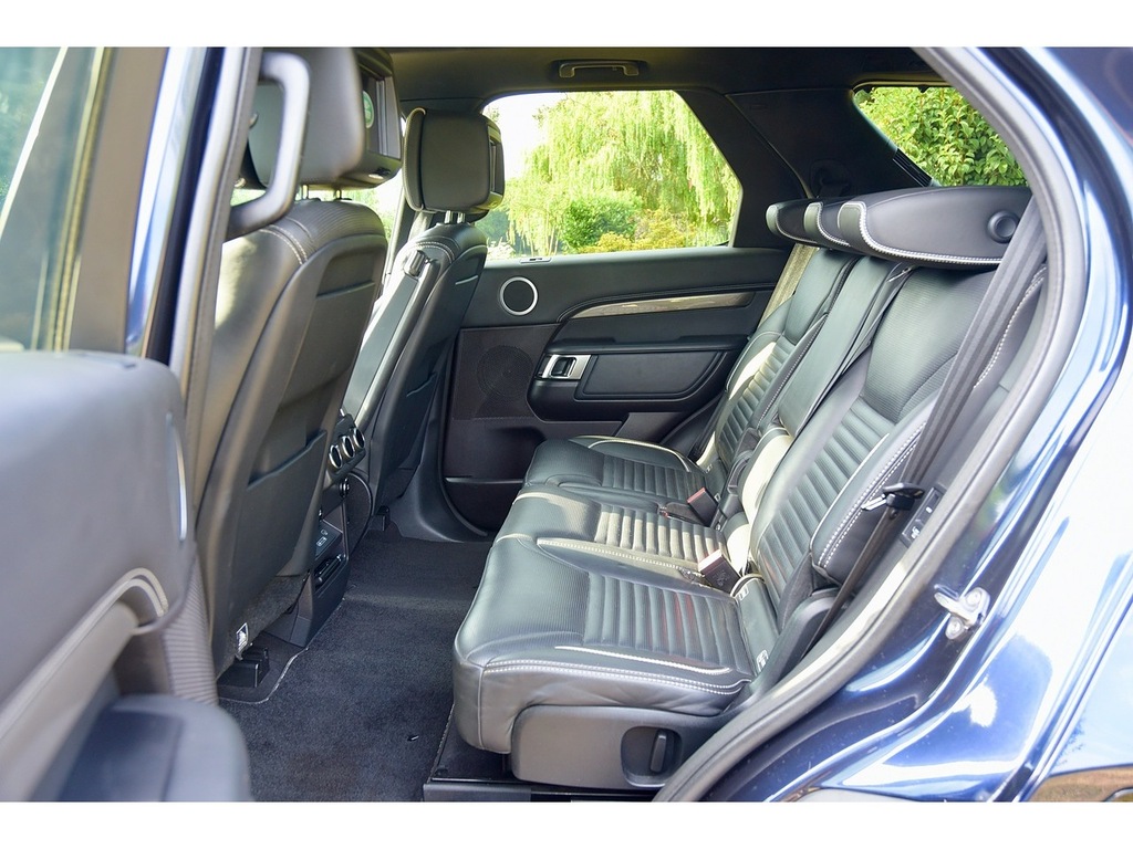 Land Rover Discovery Td4 Hse Black Black #21