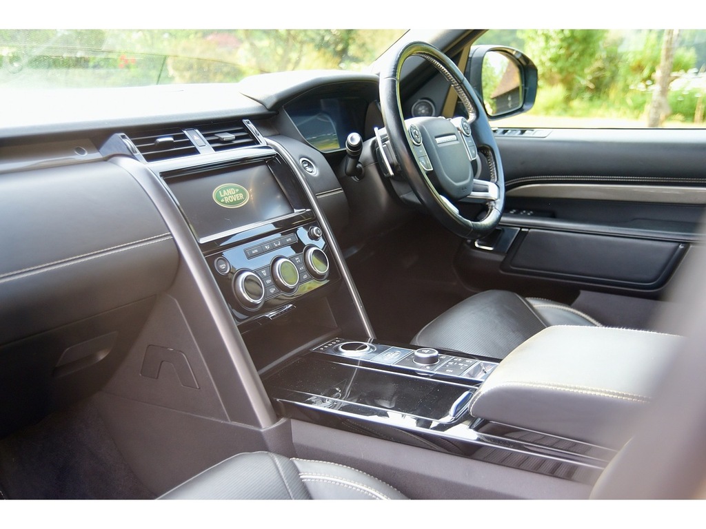 Land Rover Discovery Td4 Hse Black Black #15