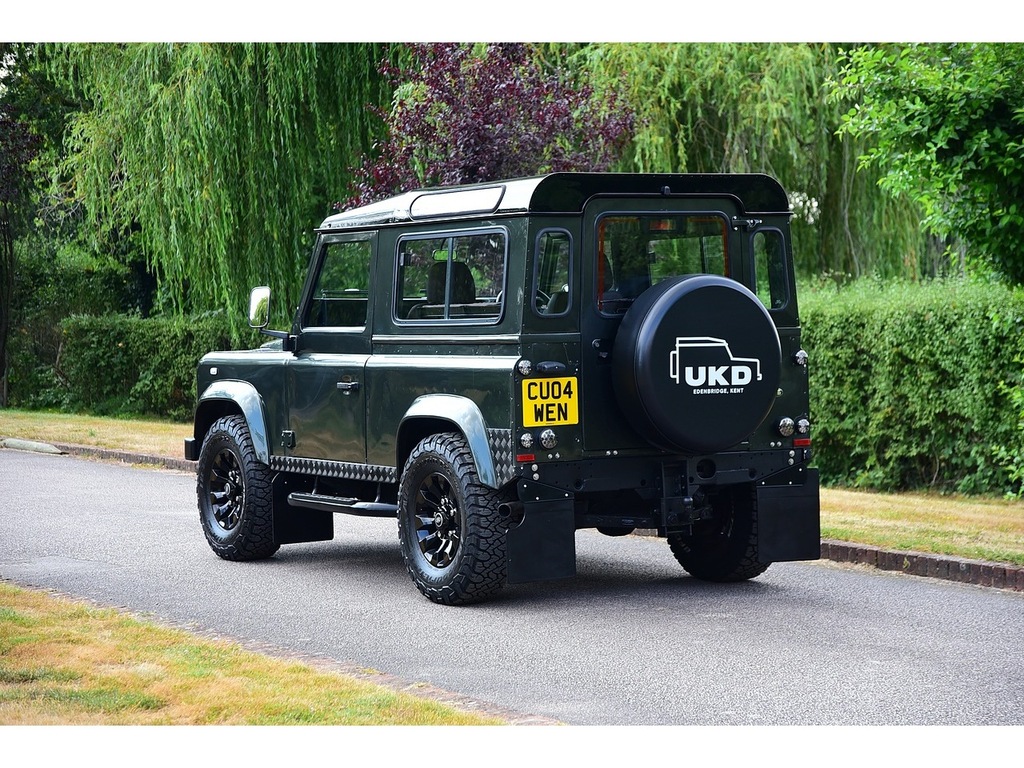Land Rover Defender 90 90 Td5 County Green #17