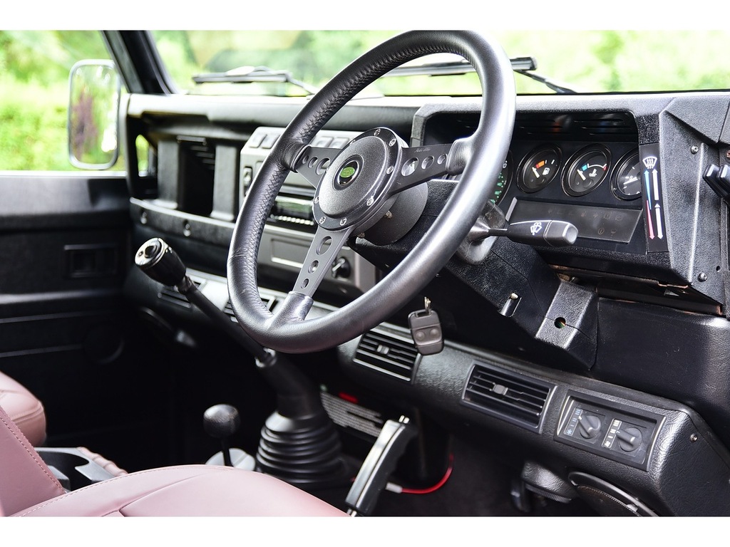 Land Rover Defender 90 90 Td5 County Green #21