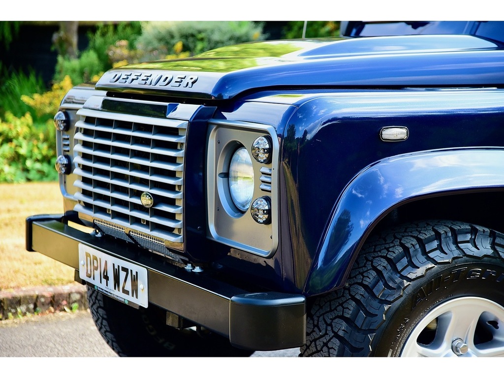 Land Rover Defender 90 Suv Black #26