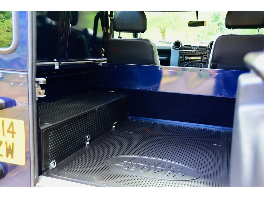 Land Rover Defender 90 Suv Black #18