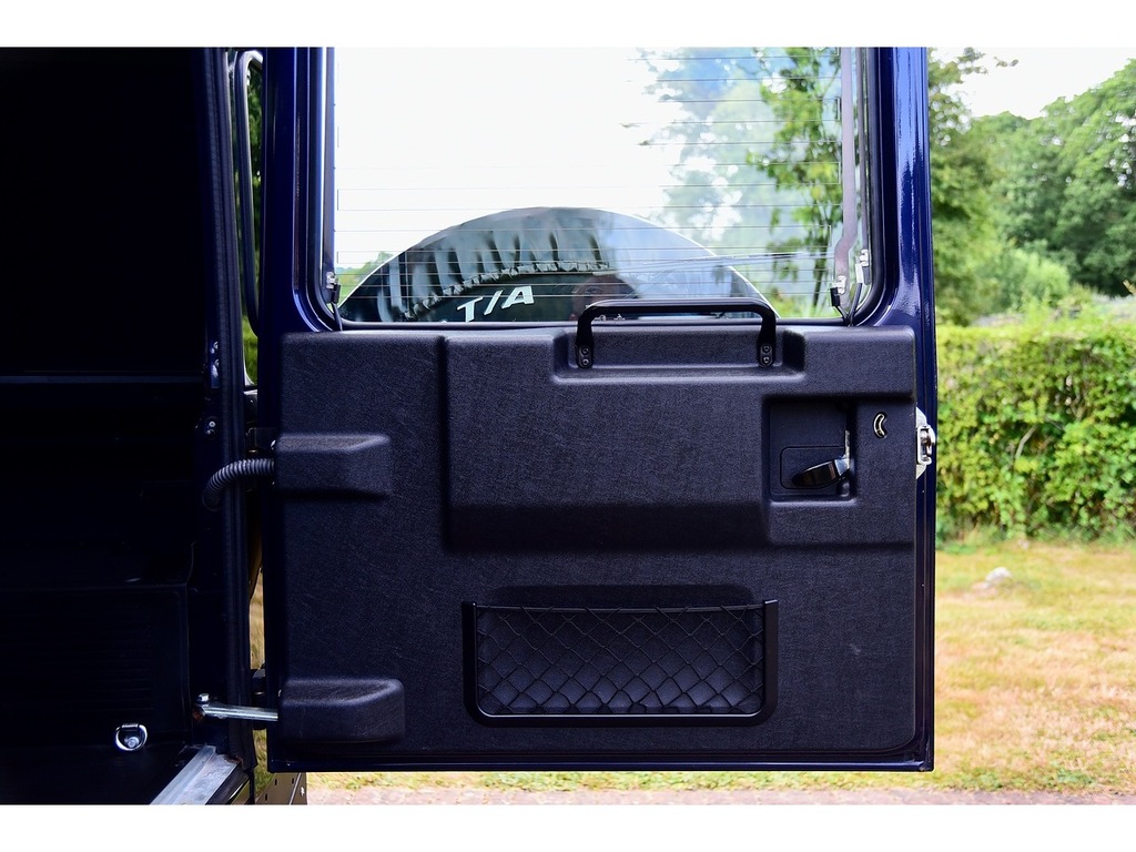 Land Rover Defender 90 Suv Black #22
