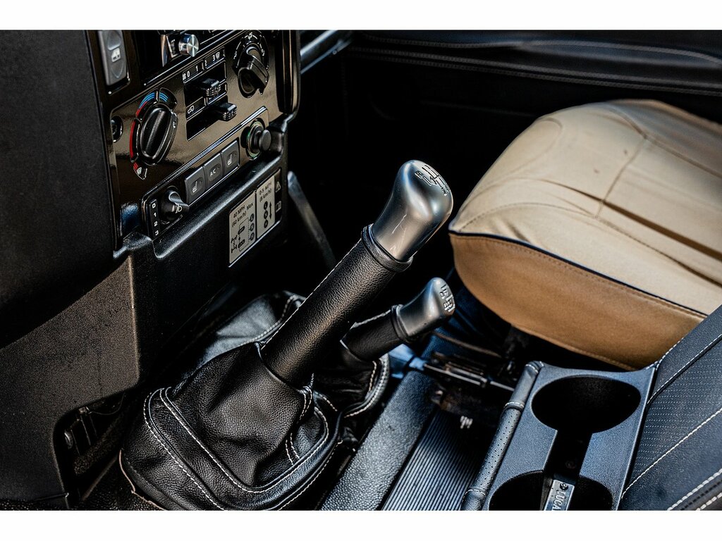 Land Rover Defender 90 Defender 90 Td Green #22