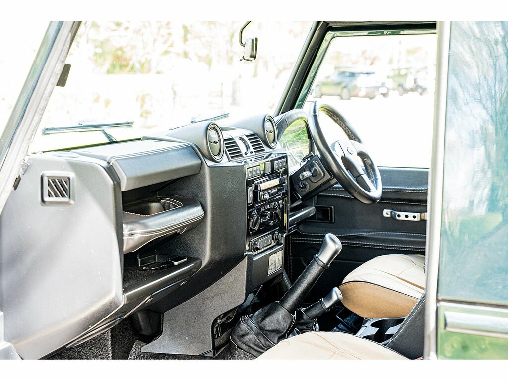 Land Rover Defender 90 Defender 90 Td Green #9