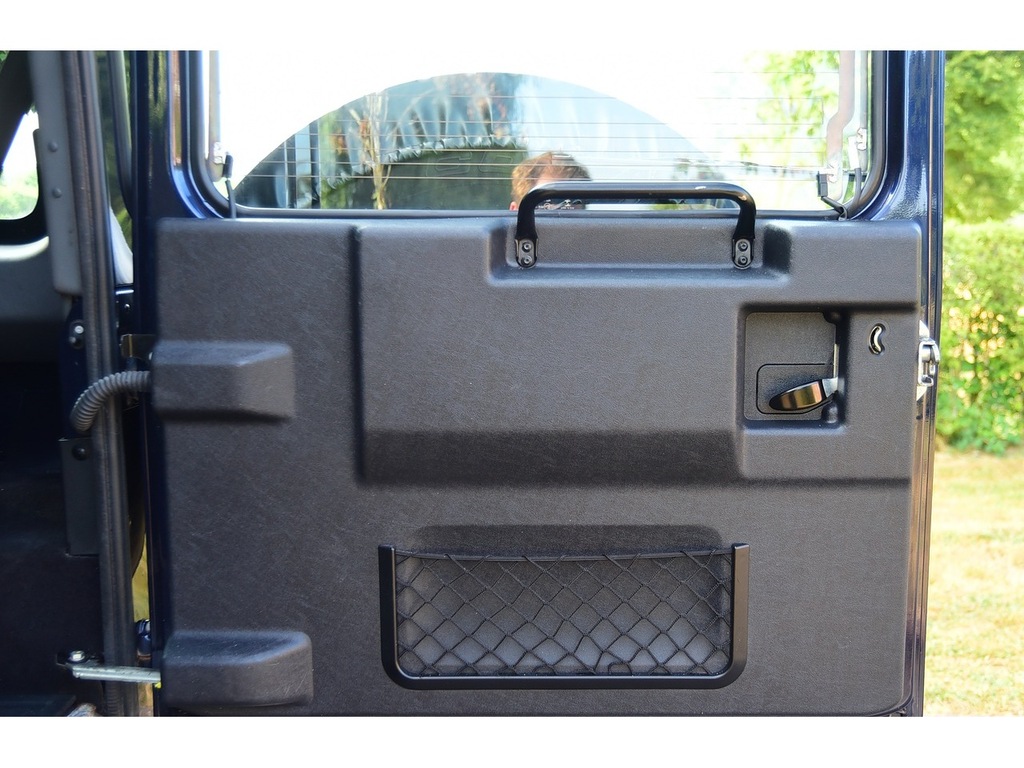Land Rover Defender 90 Td Hard Top Black #37